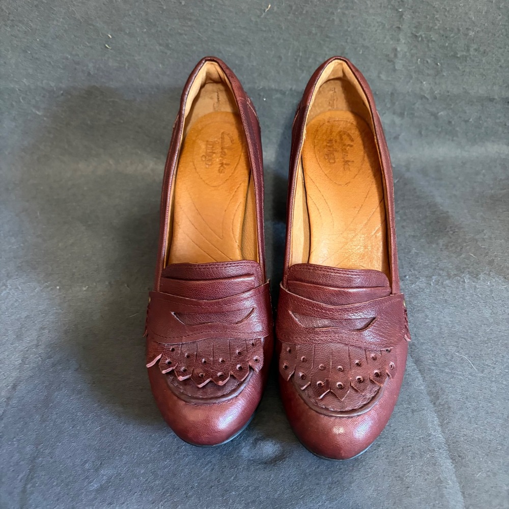 Clarks Block 4" Heeled Loafers Womens 9 Burgundy Leather Fall Magic Cottage